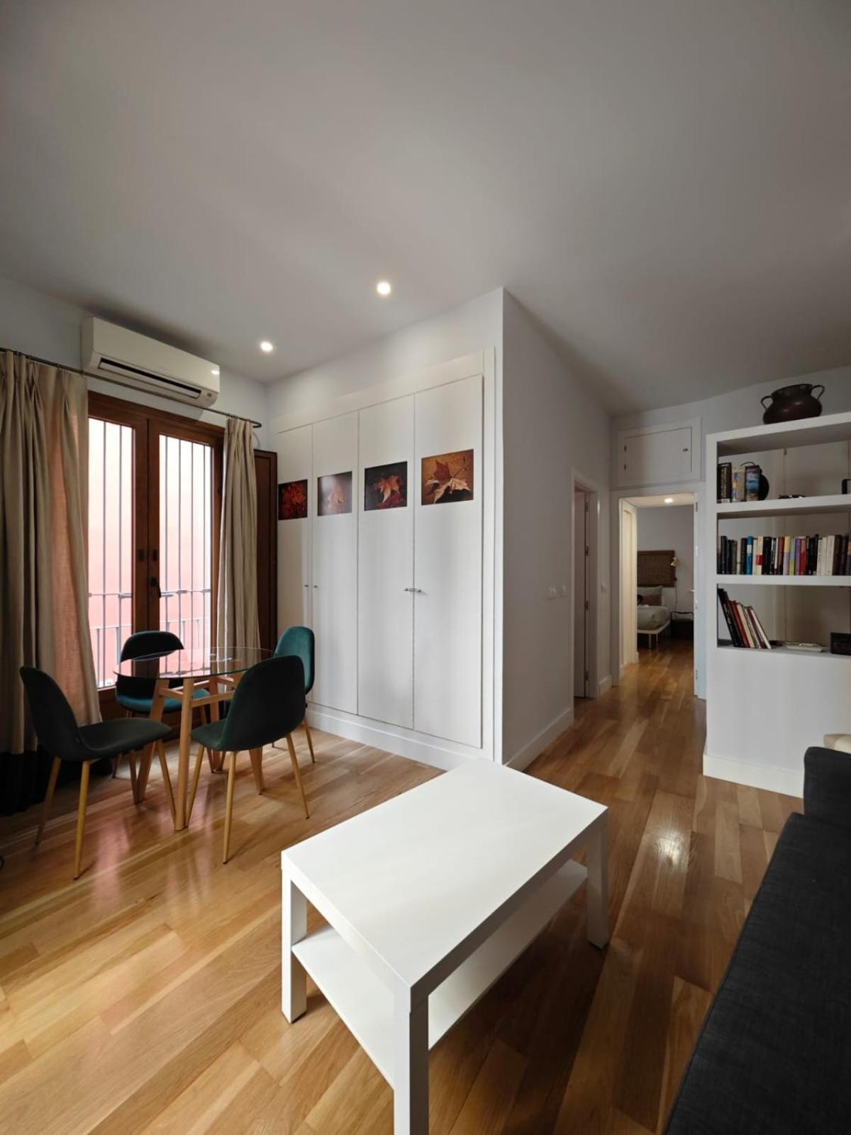 Luxury Apartment Seville Center ภายนอก รูปภาพ