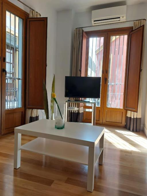 Luxury Apartment Seville Center ภายนอก รูปภาพ