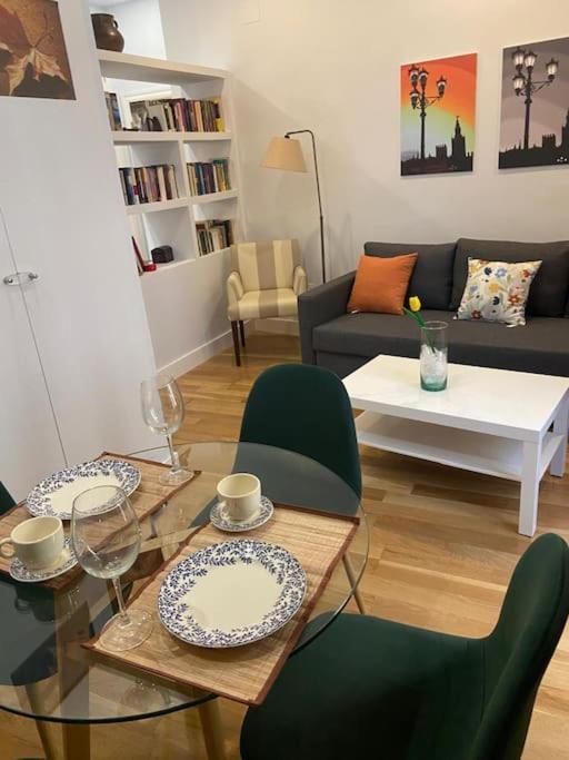 Luxury Apartment Seville Center ภายนอก รูปภาพ